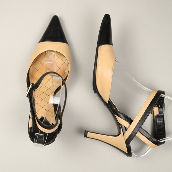 CHANEL Bicolor Heels - Picture 3 of 11